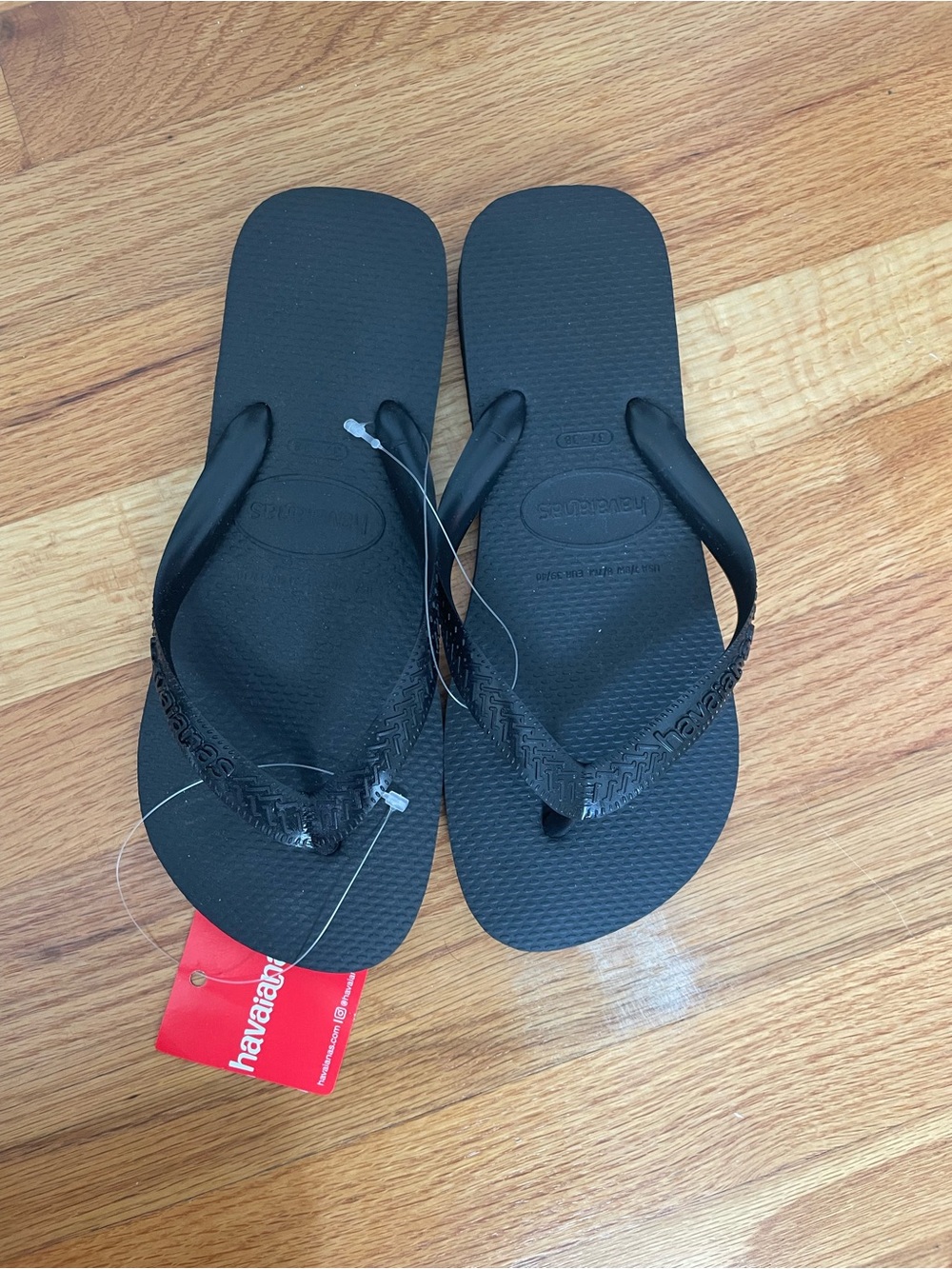 NWT Havianas flip flops